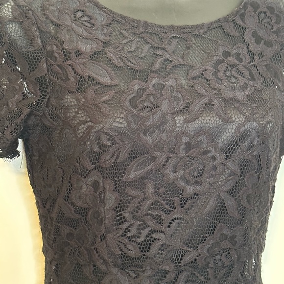NSR Women’s Black Lace Overlay Dress with Peekaboo Waist Size XS NWT - Picture 4 of 15